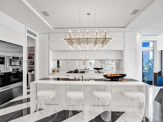 Interior, Kitchen, Pendant Lights, Stainless Steel Appliances