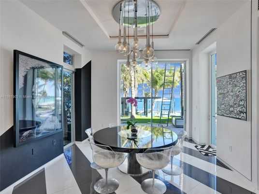 Dining room, Interior, Pendant Lights