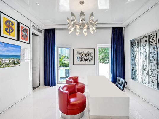 Dining room, Interior, Pendant Lights, Recessed Lighting, Water