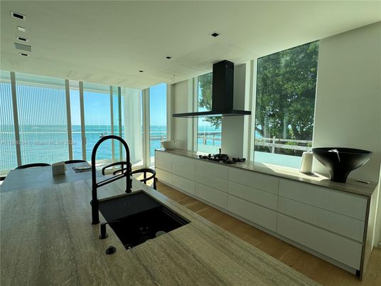 Interior, Recessed Lighting, Water, Wood Texture Flooring