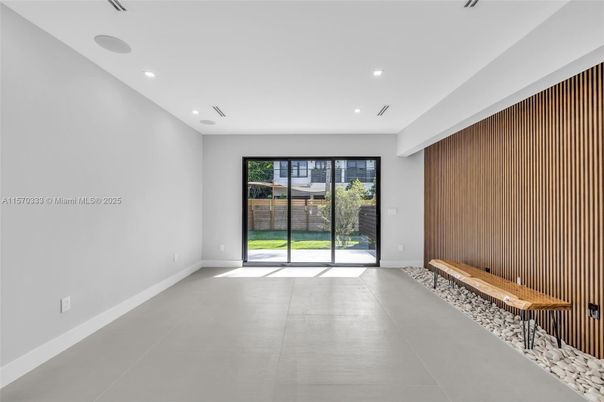 Interior, Recessed Lighting