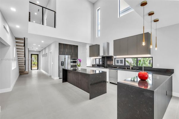 Interior, Kitchen, Pendant Lights, Recessed Lighting, Stainless Steel Appliances
