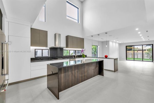 Interior, Kitchen, Pendant Lights, Recessed Lighting