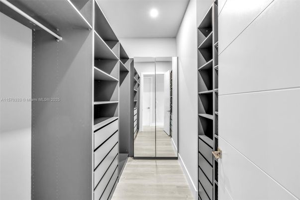 Interior, Recessed Lighting, Walk-in Closets, Wood Texture Flooring
