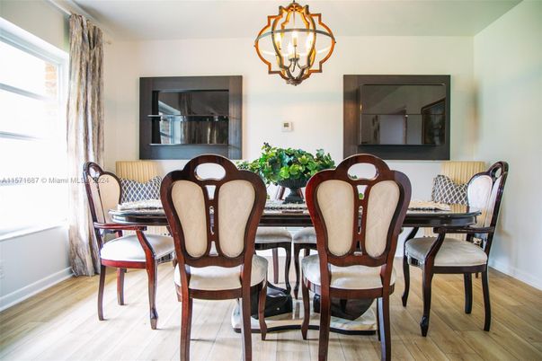 Chandelier, Dining room, Interior, Wood Texture Flooring