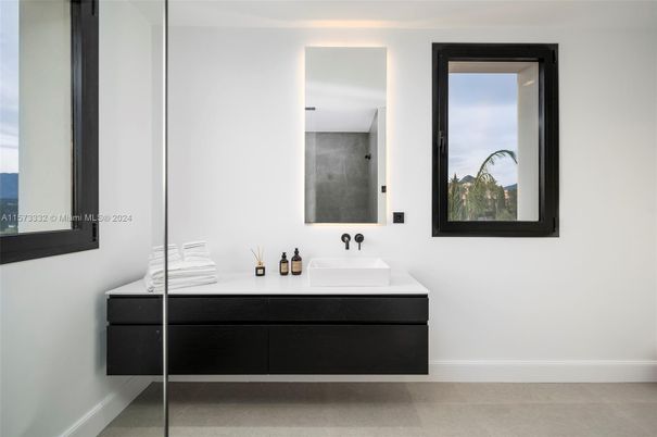 Bathroom, Interior
