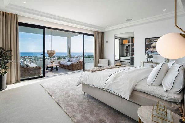 Bedroom, Interior, Recessed Lighting, Water