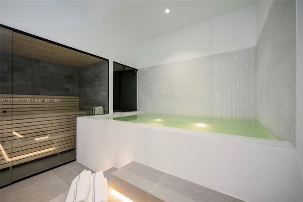 Interior, Recessed Lighting, Sauna Room