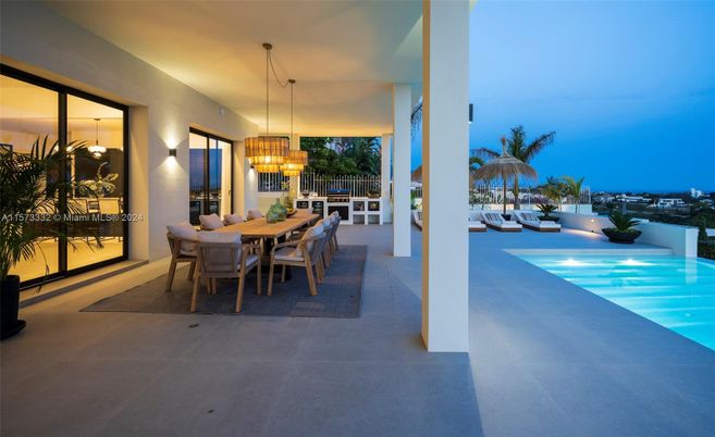 Dining room, Exterior, Pendant Lights, Pool