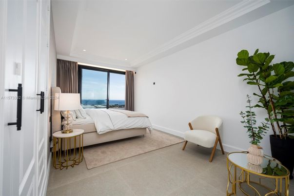 Bedroom, Interior, Recessed Lighting, Water