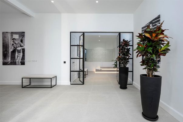 Interior, Recessed Lighting