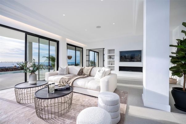 Fireplace, Interior, Living room, Recessed Lighting, Water