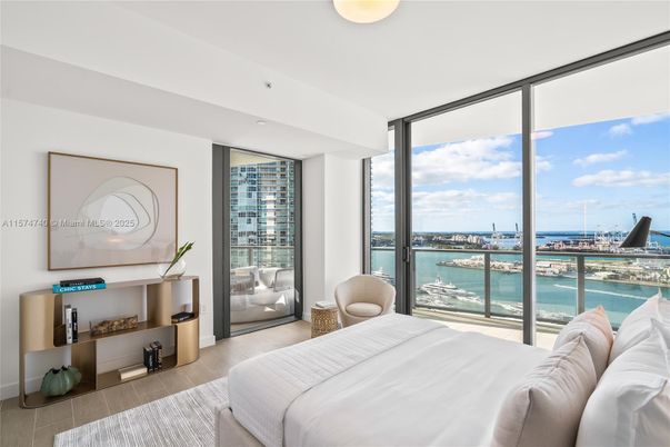 Bedroom, Interior, Water, Wood Texture Flooring