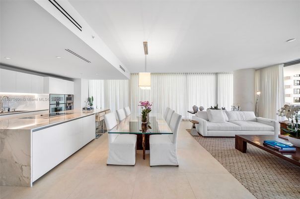 Dining room, Interior, Kitchen, Living room, Pendant Lights, Recessed Lighting