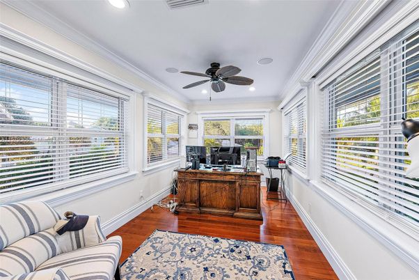 Home Office, Interior, Recessed Lighting, Wood Texture Flooring