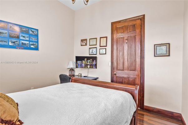 Bedroom, Home Office, Interior, Wood Texture Flooring