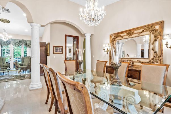 Chandelier, Dining room, Interior, Recessed Lighting