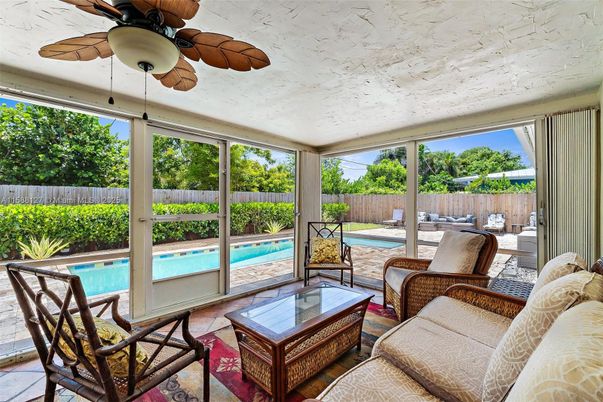 Interior, Pool, Sun Room