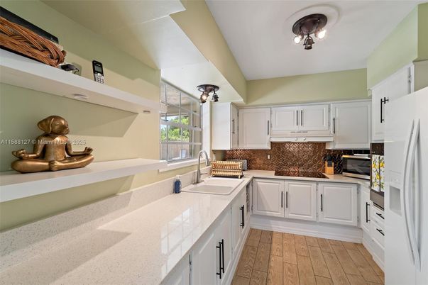 Interior, Kitchen, Wood Texture Flooring