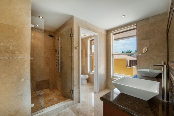 Bathroom, Free Standing Baths, Glass Shower, Interior, Recessed Lighting