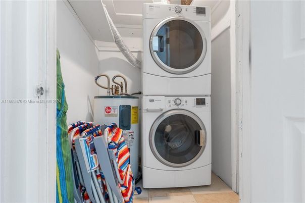 Interior, Utility Closets, Washer