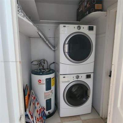 Interior, Utility Closets, Washer