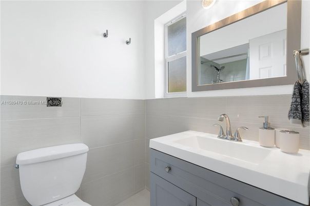 Bathroom, Interior