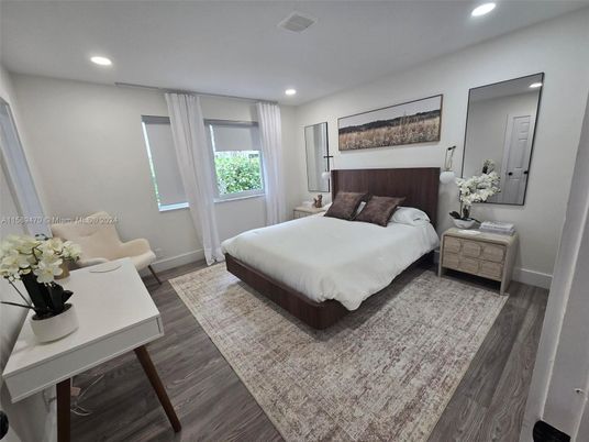 Bedroom, Interior, Recessed Lighting, Wood Texture Flooring