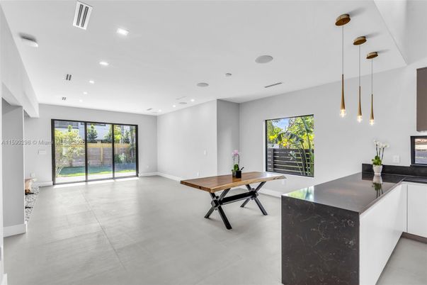 Interior, Pendant Lights, Recessed Lighting