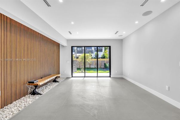 Interior, Recessed Lighting