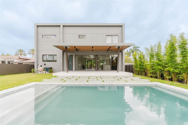 Backyard, Exterior, Pool