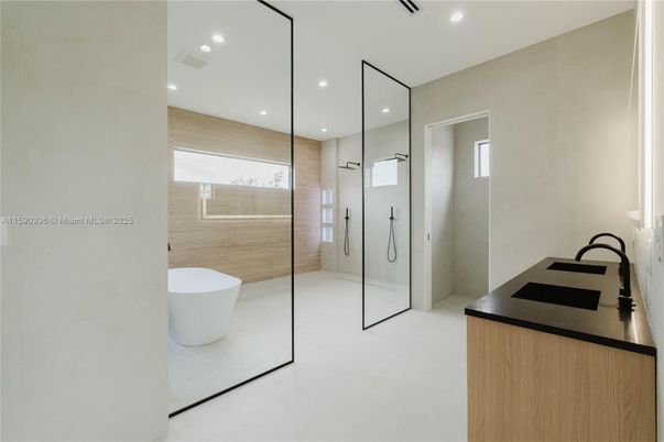 Bathroom, Free Standing Baths, Glass Shower, Interior, Recessed Lighting