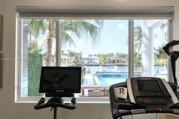 Fitness Equipment, Interior, Water