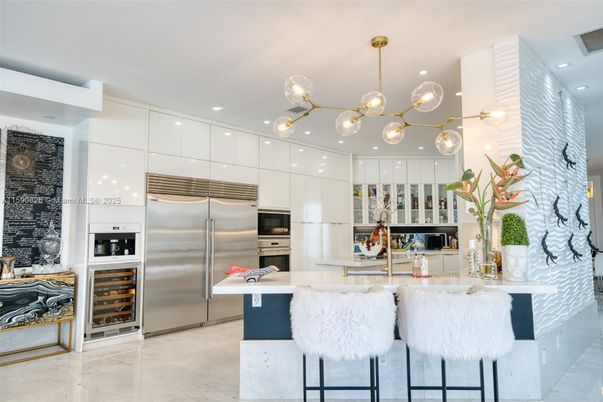 Interior, Kitchen, Pendant Lights, Recessed Lighting, Stainless Steel Appliances