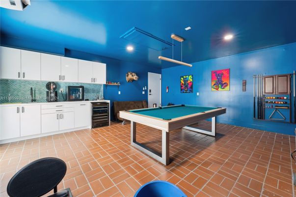 Billiard Table, Game Room, Interior, Recessed Lighting