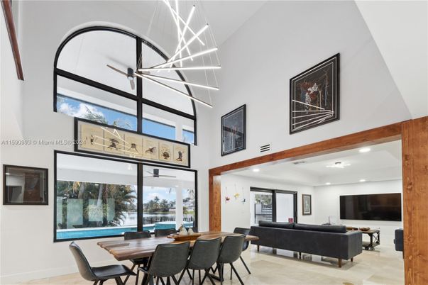 Dining room, Interior, Living room, Pendant Lights, Recessed Lighting, Wood Texture Flooring