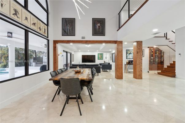 Dining room, Interior, Living room, Recessed Lighting