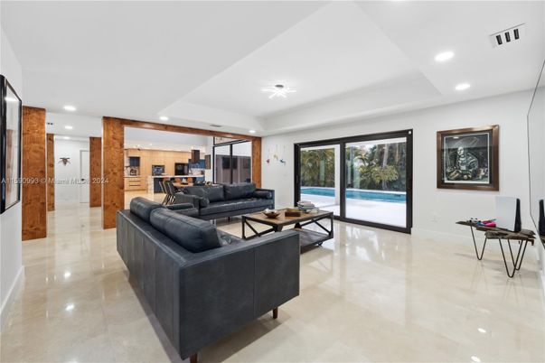 Interior, Kitchen, Living room, Recessed Lighting