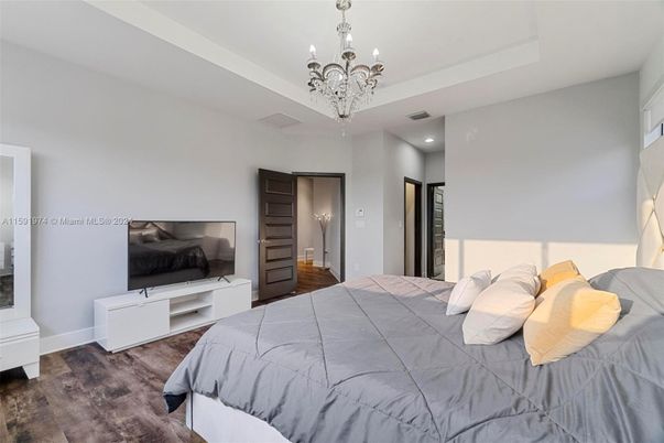 Bedroom, Chandelier, Interior, Recessed Lighting