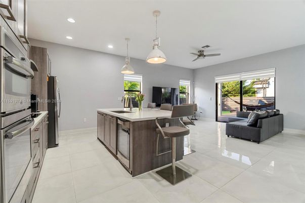 Interior, Kitchen, Pendant Lights, Recessed Lighting