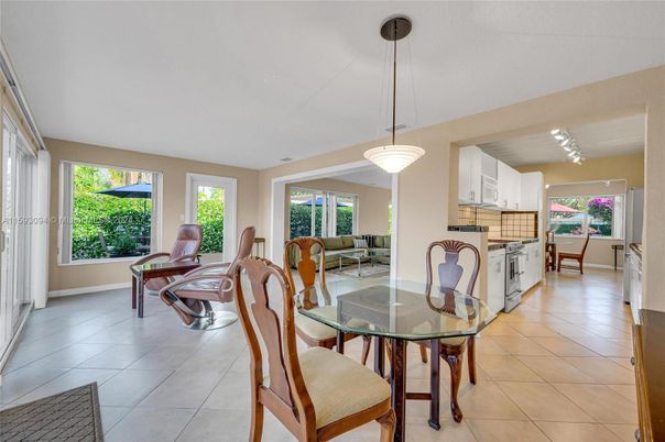 Dining room, Interior, Kitchen, Living room, Pendant Lights