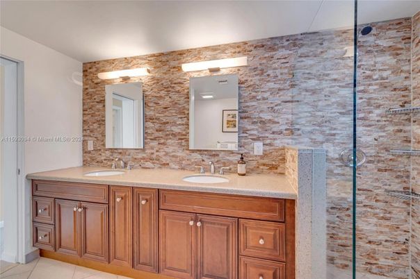 Bathroom, Dual Sink Vanities, Interior, Stone Walls