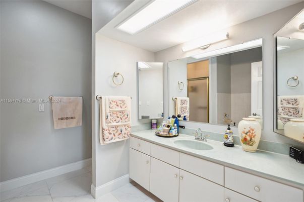 Bathroom, Dual Sink Vanities, Interior, Marble