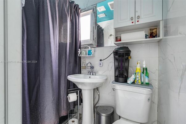 Bathroom, Interior, Marble Walls