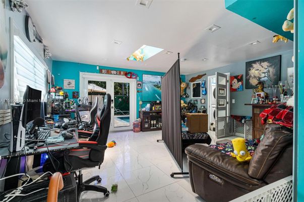 Home Office, Interior, Marble, Recessed Lighting