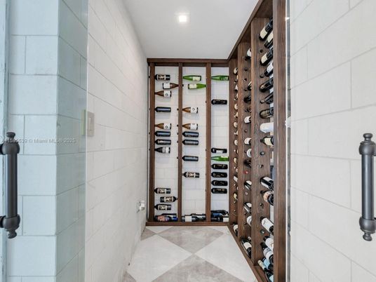 Interior, Recessed Lighting, Wine Storage