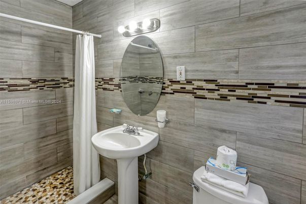 Bathroom, Interior