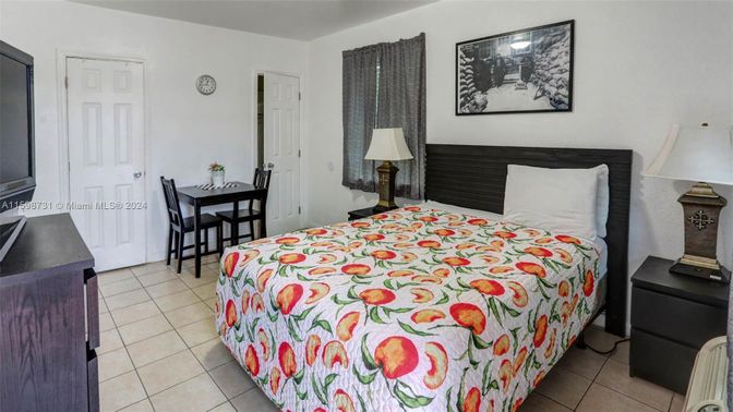 Bedroom, Dining room, Interior
