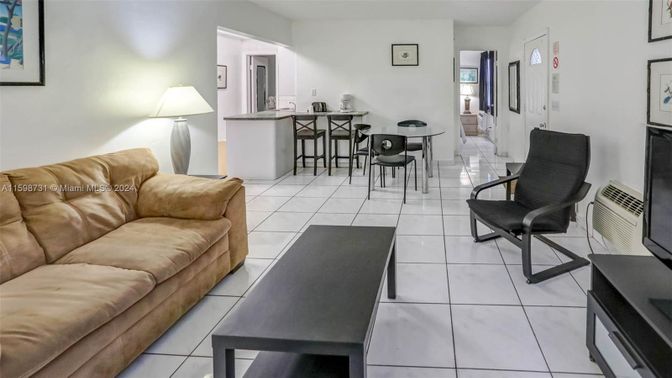 Interior, Kitchen, Living room