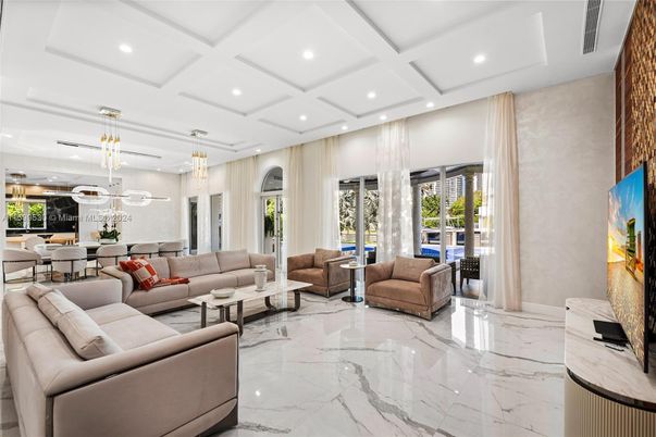 Dining room, Interior, Living room, Marble, Pendant Lights, Recessed Lighting